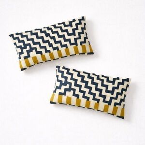 West Elm Offset Chevron Lumbar Pillow Covers Set of 2 12x21